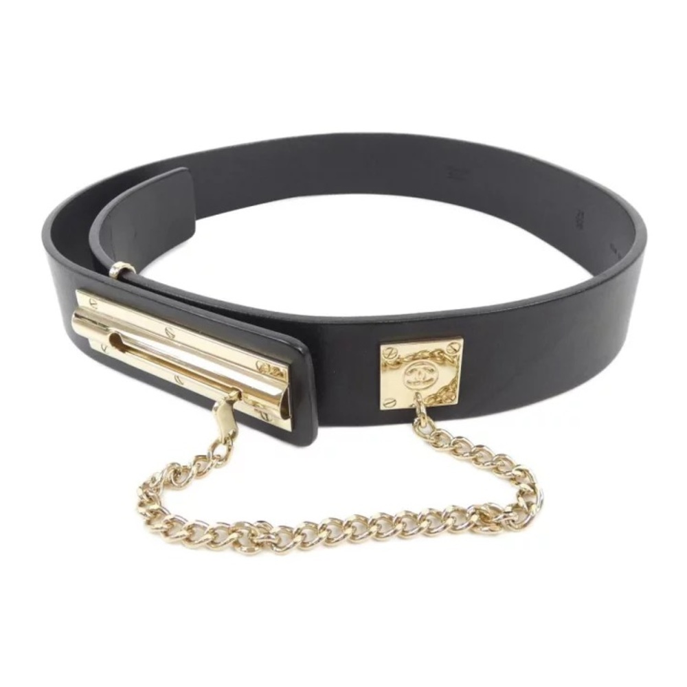 AUTHENTIC CHANEL Black leather lock belt RARE 2002 runway